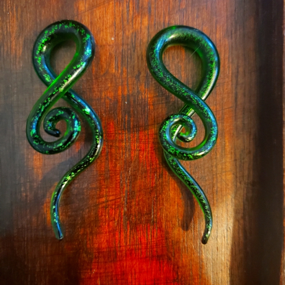 2g Glass Green Glitter Taper Gauges,  set of 2